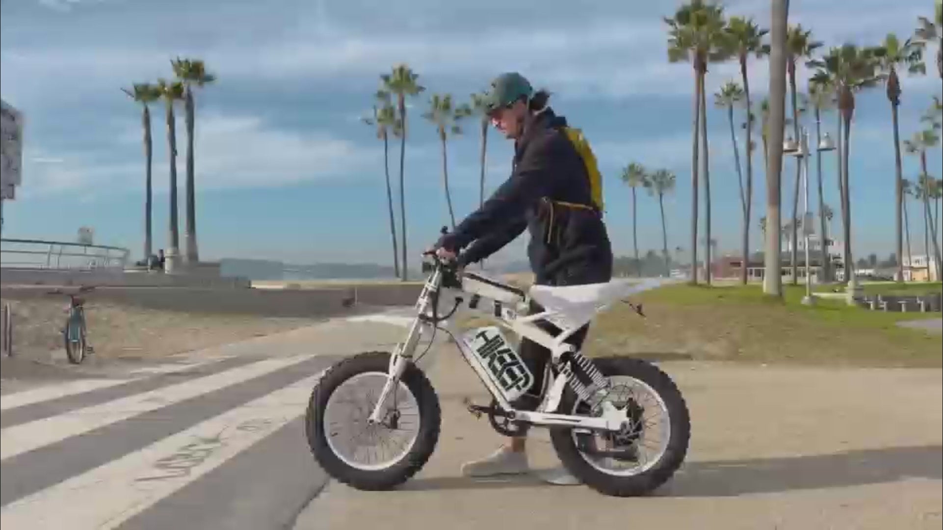 Load video: The Best Mount for the Modern Knight